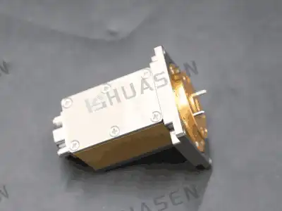 How Does a UWB LNA Amplify Wideband Signals Without Adding Noise?